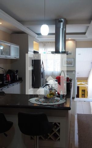 Casa para alugar com 349m², 2 quartos e 5 vagasCozinha