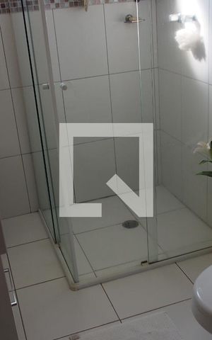 Casa para alugar com 349m², 2 quartos e 5 vagasBanheiro