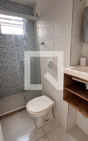 Apartamento à venda com 55m², 2 quartos e 1 vaga Apartamento à venda com 55m², 2 quartos e 1 vagaBanheiro Social