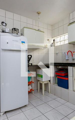 Casa à venda com 250m², 3 quartos e 4 vagas Casa à venda com 250m², 3 quartos e 4 vagasCozinha