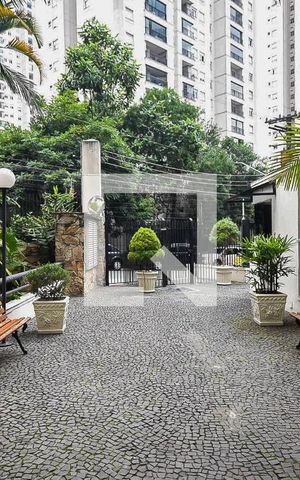 Apartamento para alugar com 75m², 3 quartos e 1 vaga Apartamento para alugar com 75m², 3 quartos e 1 vagaEntrada