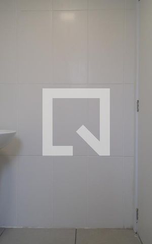 Apartamento para alugar com 58m², 2 quartos e 1 vaga Apartamento para alugar com 58m², 2 quartos e 1 vagaBanheiro