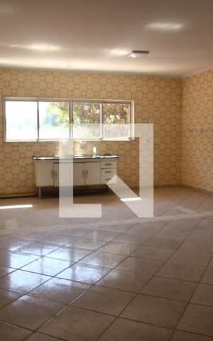 Casa à venda com 280m², 3 quartos e 2 vagasCozinha