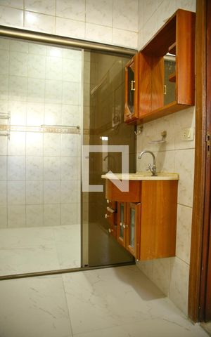Casa à venda com 280m², 3 quartos e 2 vagasBanheiro Social