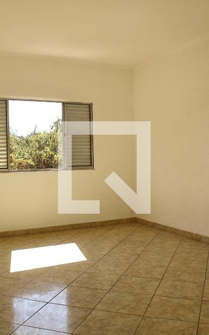 Casa à venda com 280m², 3 quartos e 2 vagasQuarto 2