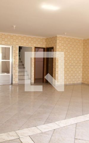 Casa à venda com 280m², 3 quartos e 2 vagasCozinha