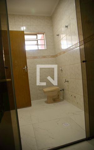 Casa à venda com 280m², 3 quartos e 2 vagasBanheiro Social