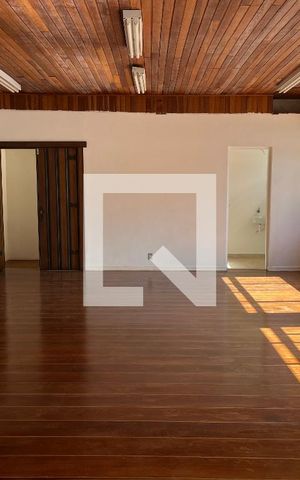 Casa para alugar com 430m², 5 quartos e 3 vagasEdícula/Salão