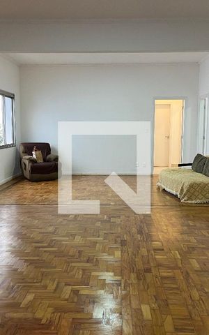 Casa para alugar com 430m², 5 quartos e 3 vagasSala