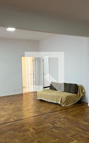 Casa para alugar com 430m², 5 quartos e 3 vagasSala