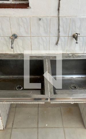 Casa para alugar com 430m², 5 quartos e 3 vagasÁrea de Serviço