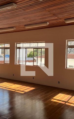 Casa para alugar com 430m², 5 quartos e 3 vagasEdícula/Salão