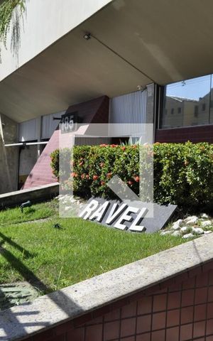 Apartamento à venda com 75m², 2 quartos e 1 vagaFachada