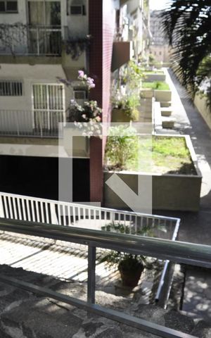 Apartamento à venda com 75m², 2 quartos e 1 vagaÁrea comum