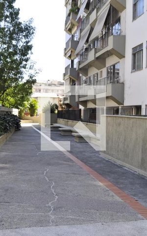 Apartamento à venda com 75m², 2 quartos e 1 vagaÁrea comum