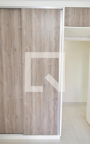 Apartamento para alugar com 60m², 2 quartos e 1 vagaQuarto 1 - Armários