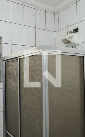 Casa à venda com 94m², 2 quartos e 2 vagasBanheiro 1