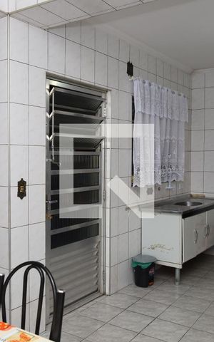 Casa à venda com 94m², 2 quartos e 2 vagasCozinha