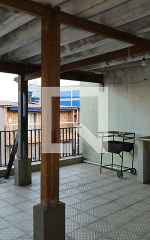 Casa à venda com 94m², 2 quartos e 2 vagasVaranda