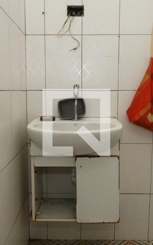 Casa à venda com 94m², 2 quartos e 2 vagas Banheiro 2