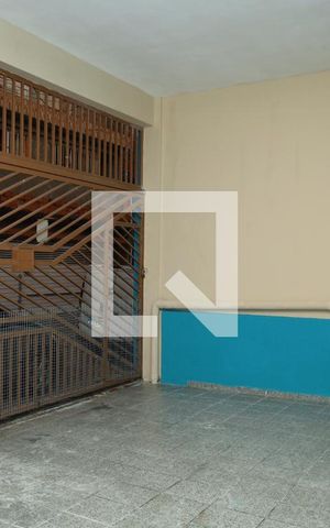 Casa à venda com 94m², 2 quartos e 2 vagasGaragem
