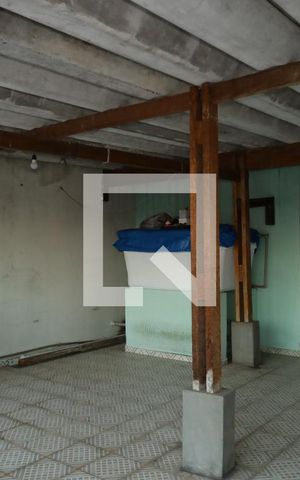 Casa à venda com 94m², 2 quartos e 2 vagasVaranda