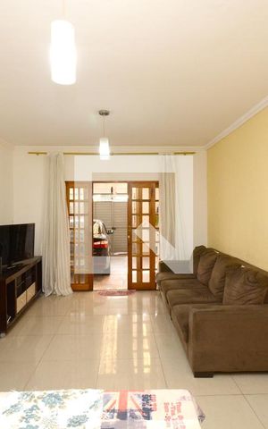Casa à venda com 300m², 5 quartos e 2 vagasSala