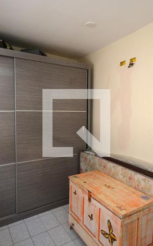 Casa à venda com 300m², 5 quartos e 2 vagasQuarto 1 - Casa 2