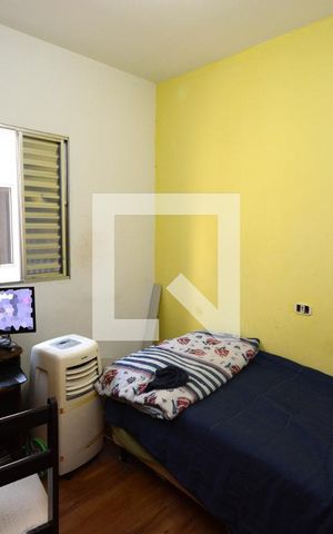 Casa à venda com 300m², 5 quartos e 2 vagasQuarto 3