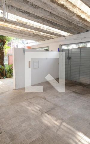 Casa à venda com 300m², 5 quartos e 2 vagasGaragem