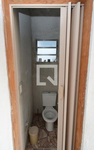 Casa à venda com 300m², 5 quartos e 2 vagasBanheiro de serviço