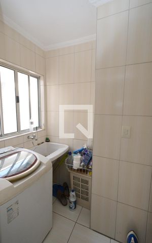 Casa à venda com 300m², 5 quartos e 2 vagasÁrea de Serviço - Casa 2