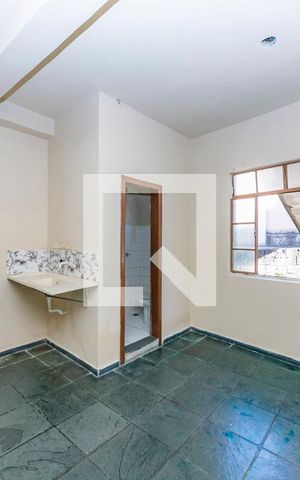 Studio para alugar com 24m², 1 quarto e sem vaga Studio para alugar com 24m², 1 quarto e sem vagaKitnet