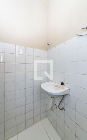 Studio para alugar com 24m², 1 quarto e sem vaga Studio para alugar com 24m², 1 quarto e sem vagaBanheiro