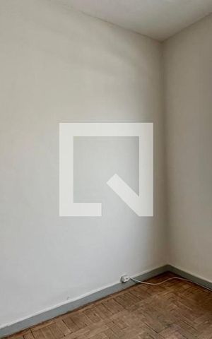 Casa à venda com 350m², 4 quartos e 4 vagas Casa à venda com 350m², 4 quartos e 4 vagasquarto 1