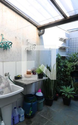 Casa à venda com 104m², 2 quartos e 2 vagasÁrea de Serviço