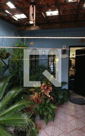 Casa à venda com 104m², 2 quartos e 2 vagasGaragem