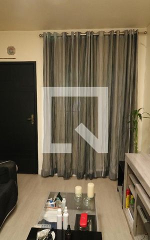 Casa à venda com 104m², 2 quartos e 2 vagasSala