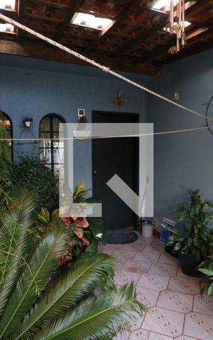 Casa à venda com 104m², 2 quartos e 2 vagasGaragem