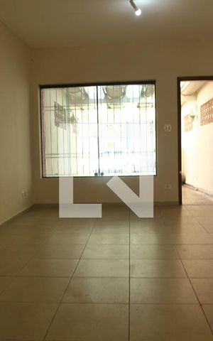 Casa à venda com 130m², 3 quartos e 1 vagaSala