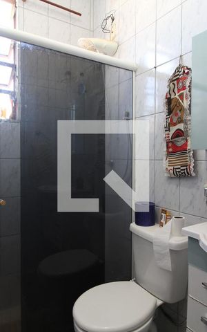 Casa de condomínio à venda com 200m², 5 quartos e 2 vagasBanheiro Social piso 2
