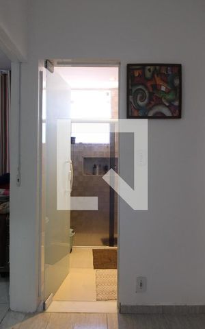 Casa de condomínio à venda com 200m², 5 quartos e 2 vagasHall piso 1