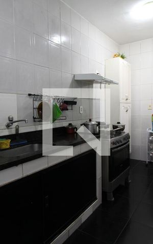 Casa de condomínio à venda com 200m², 5 quartos e 2 vagasCozinha piso 1