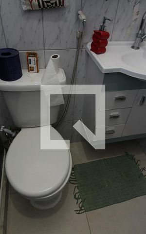 Casa de condomínio à venda com 200m², 5 quartos e 2 vagasBanheiro Social piso 2