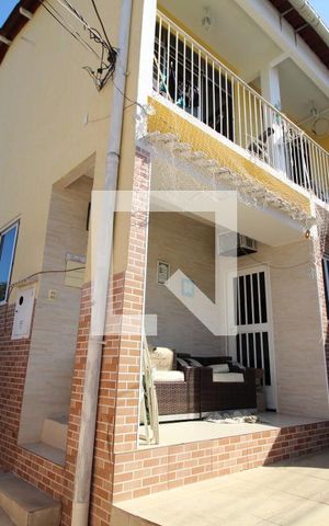 Casa de condomínio à venda com 200m², 5 quartos e 2 vagasFachada Interna