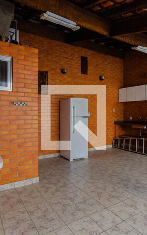 Casa para alugar com 320m², 3 quartos e 4 vagas Casa para alugar com 320m², 3 quartos e 4 vagasÁrea de Serviço