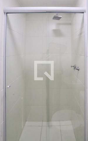 Apartamento à venda com 38m², 2 quartos e sem vaga Apartamento à venda com 38m², 2 quartos e sem vagaBanheiro