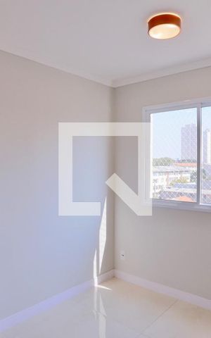 Apartamento à venda com 38m², 2 quartos e sem vaga Apartamento à venda com 38m², 2 quartos e sem vagaSala/Cozinha