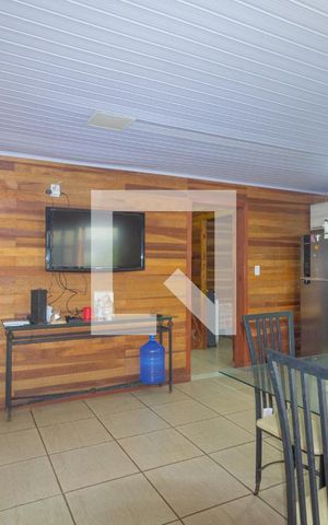 Casa à venda com 200m², 5 quartos e 5 vagas Casa à venda com 200m², 5 quartos e 5 vagasCozinha
