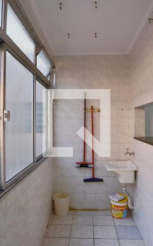 Apartamento à venda com 93m², 3 quartos e sem vaga Apartamento à venda com 93m², 3 quartos e sem vagaLavanderia